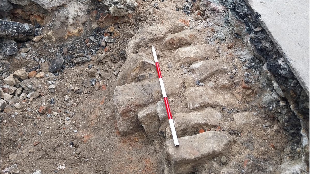 Dramatic sinkhole in York reveals remnants of large medieval St Leonard's Hospital 4 Close-up of bricks on street