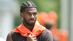 Browns' Shedeur Sanders chides 'excuses' despite limited opportunity at minicamp