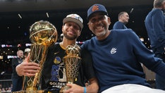 Stephen Curry's father, Dell Curry, says Warriors star likely to compete in NBA 'well into his 40s'
