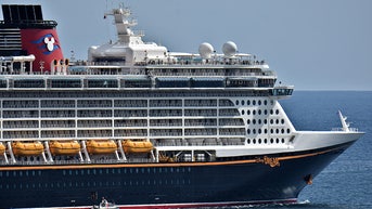 Dad reportedly dives into sea to save daughter in Disney cruise disaster - Fox News