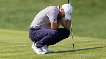 Three-time major winner leaves PGA Tour event when neck pain becomes 'too much' - Fox News