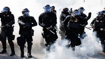 Understaffed police plead for help as union boss warns of unprecedented riot ‘onslaught’ - Fox News