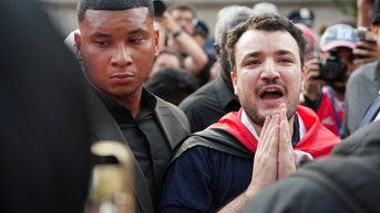 Anti-Israel activist leads new Columbia University protest after release - Fox News