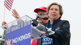 Critics slam union boss' 'meltdown' at 'No Kings' protest that preceded DNC exit - Fox News