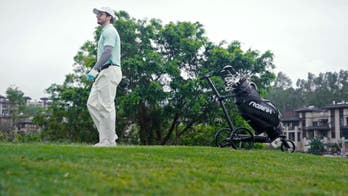 Effortless golf with AI smart caddie that follows you