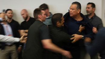 Democrat senator forcibly removed after crashing DHS Secretary Noem's press conference
