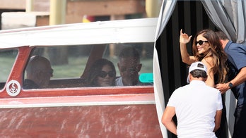 Jeff Bezos and Lauren Sánchez arrive in Venice as wedding festivities begin