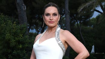 'Law & Order: SVU' star Mariska Hargitay discovers she was left behind at scene of mother's tragic accident
