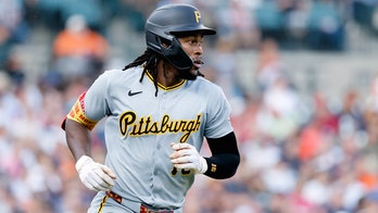 Pirates' Oneil Cruz gets taken out of game for baserunning blunder, admits he lost track of outs