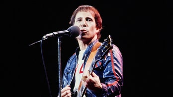 Paul Simon cancels concerts, set to undergo 'minor' surgery