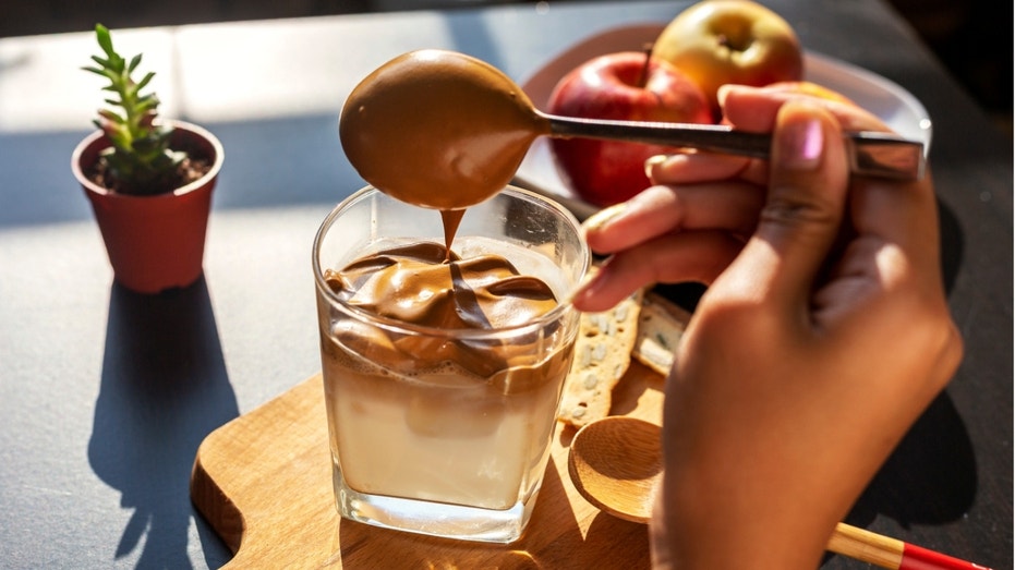 Viral 'cloud coffee' trend can boost health with unusual ingredient: How to make it