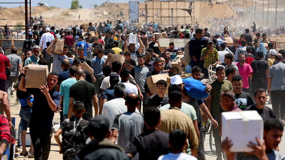 US-Backed Gaza Aid Organization Suspends Food Distribution Amid Escalating Violence