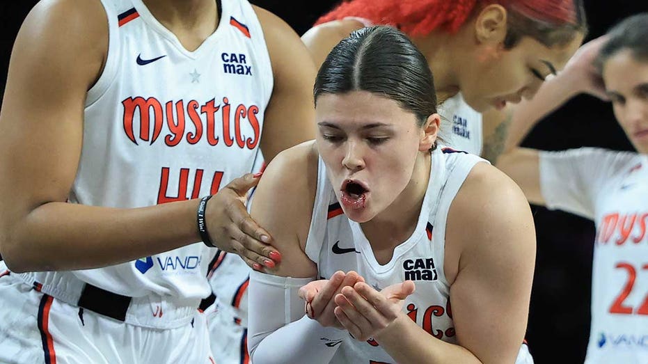 Mystics’ Jade Melbourne chips tooth in gruesome injury after getting elbowed by Aces’ Chelsea Gray