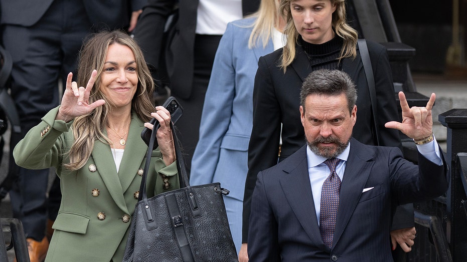 Karen Read's bold media blitz might be working as jury zeroes in on lesser charge: expert