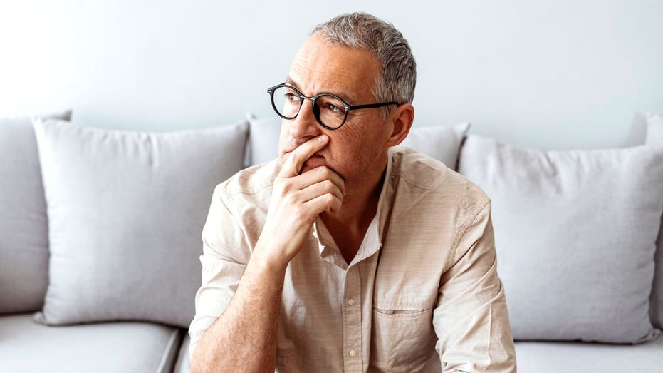 Negative thoughts might be changing your brain in surprising ways, study suggests