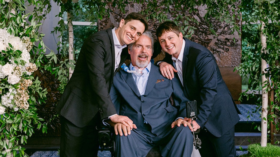 Former Falcons star Tim Green refuses to let ALS silence him as father-son podcast creates lasting legacy