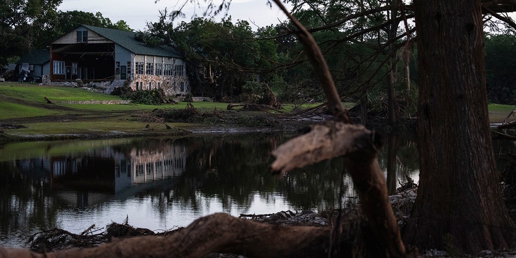 https://a57.foxnews.com/static.foxnews.com/foxnews.com/content/uploads/2025/07/1024/512/texas-camp-flooding-039.jpg?ve=1&tl=1