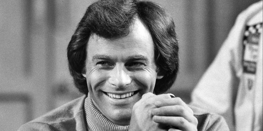 did tristan rogers smoke cigarettes 'General Hospital' star diagnosed with cancer at 79 Tristan Rogers, 'General Hospital' Star,