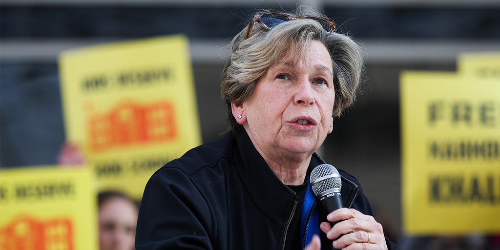 https://a57.foxnews.com/static.foxnews.com/foxnews.com/content/uploads/2025/07/1024/512/weingarten-doe-rally.jpg?ve=1&tl=1