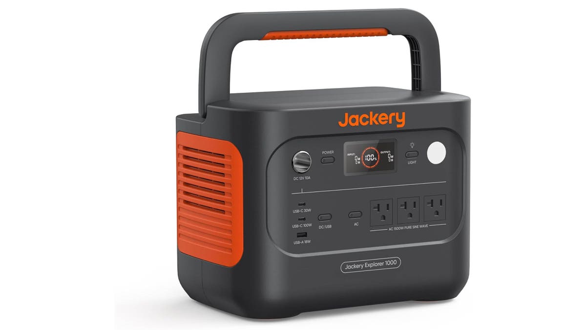 Connect to a Jackery solar panel for off-grid charging.?