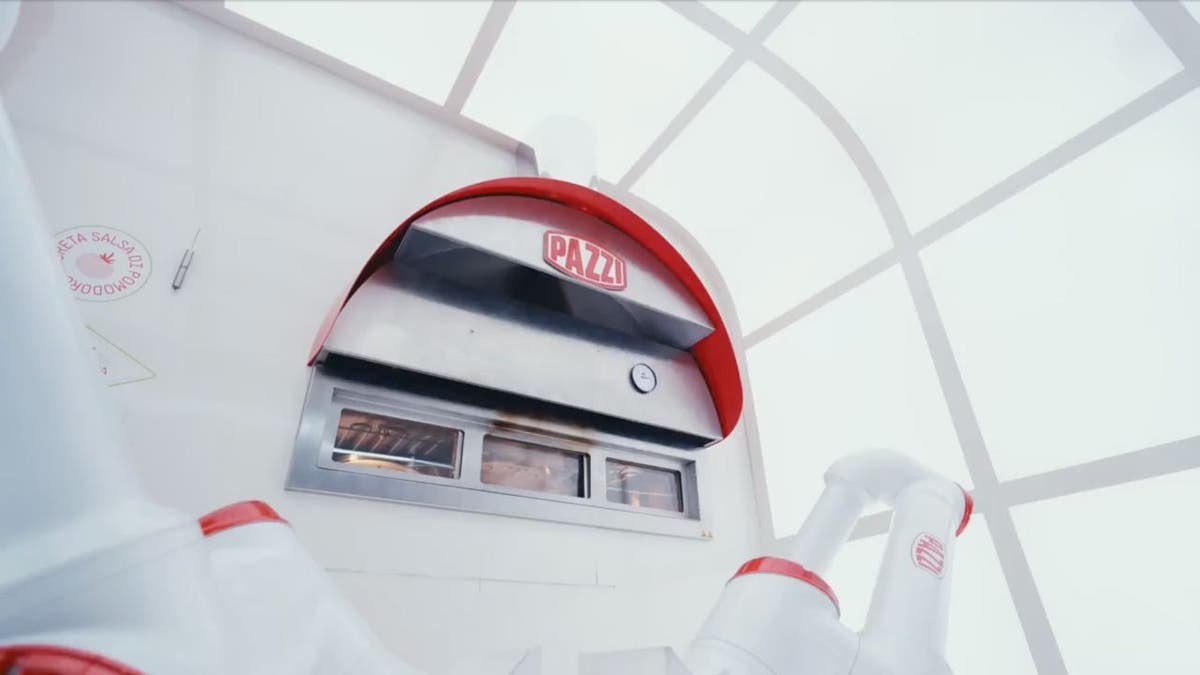 Pizza Android Robot 4