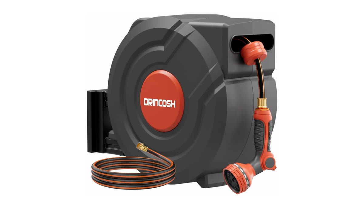 Stop worrying about leaving your hose out, this hose automatically retracts. 