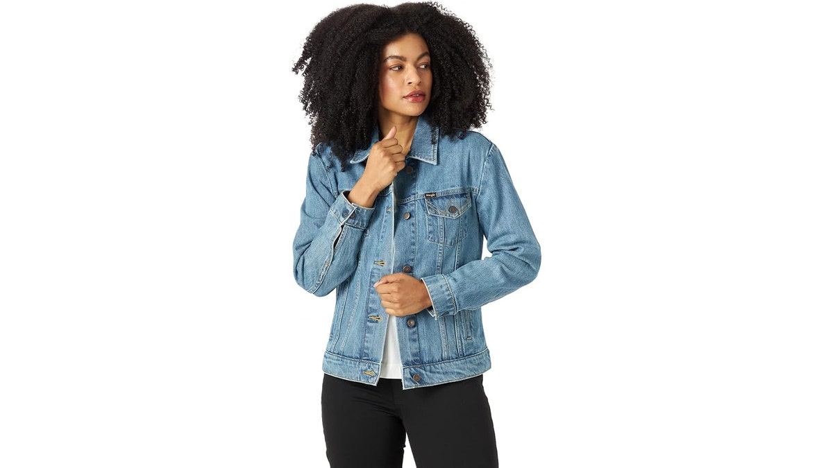 This roomy jean jacket is lightweight and comfortable. 