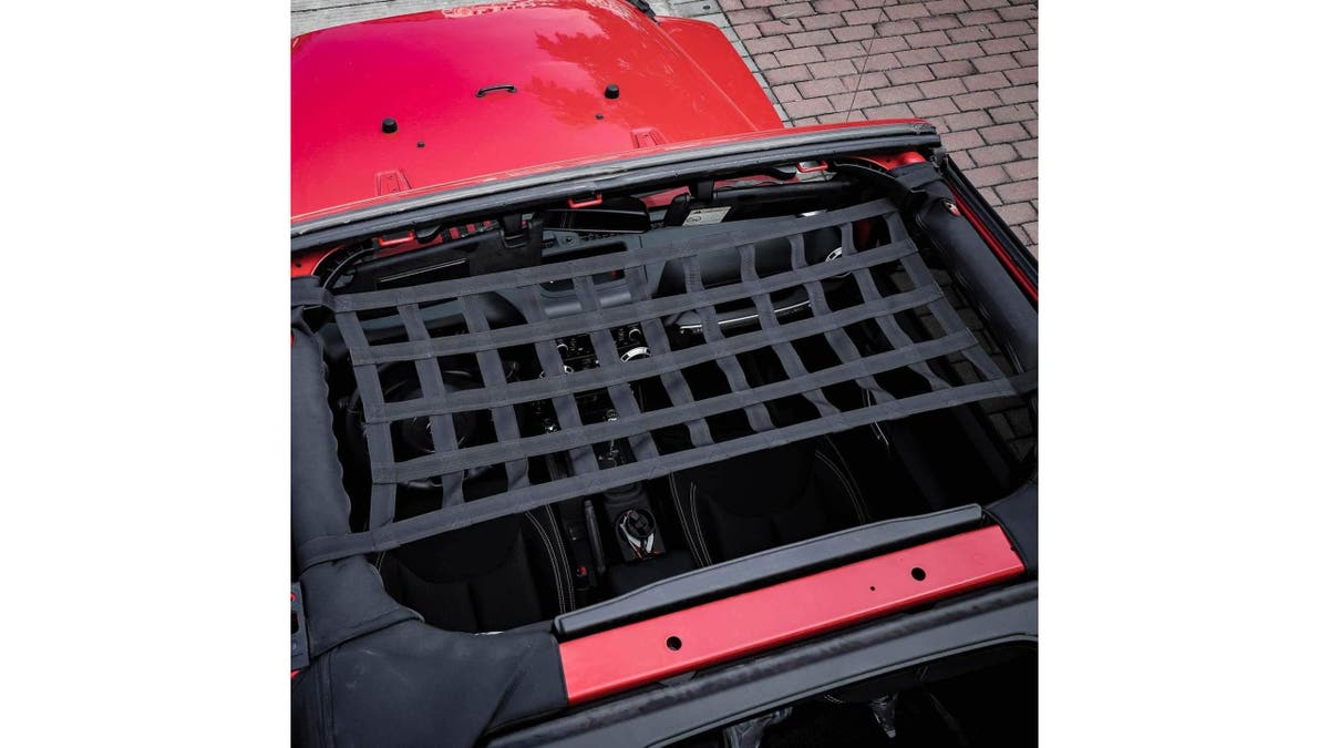Jeep owners can easily attach a simple hammock to their roof. 