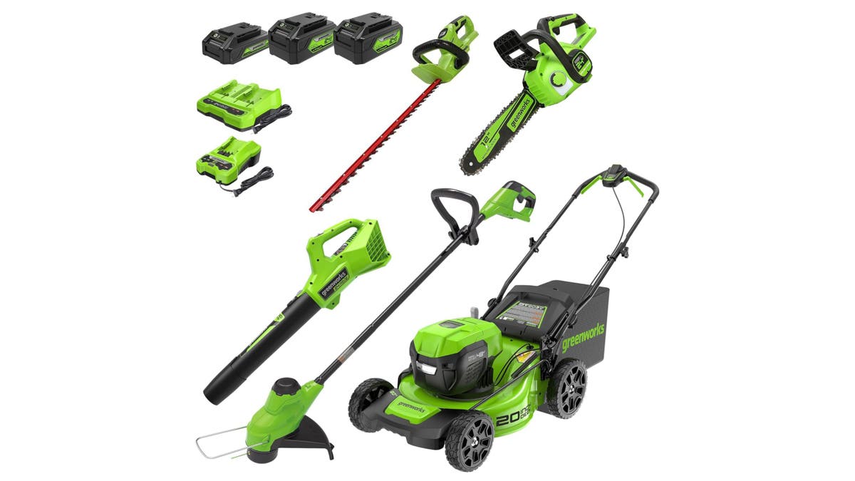 This set can help you complete all your yard work. 