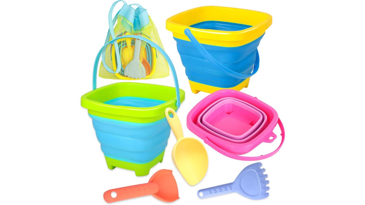 These sand buckets collapse down, making them easy to carry.