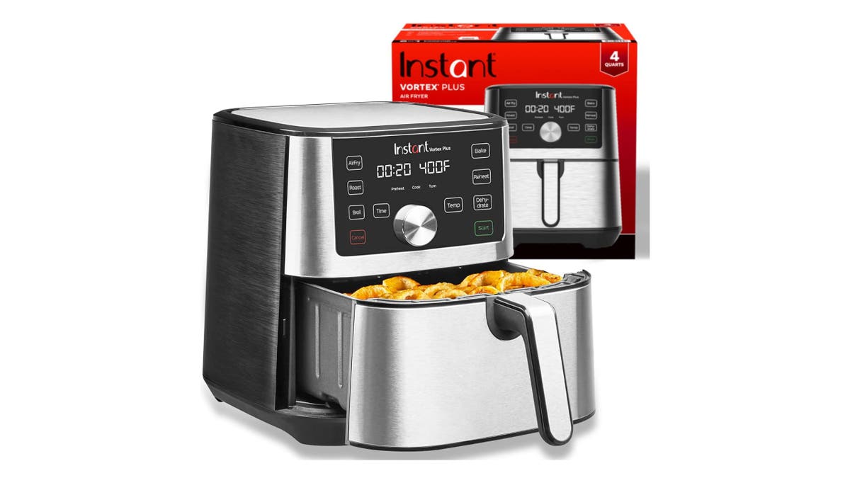 Fry, bake, boil and more in this air fryer.