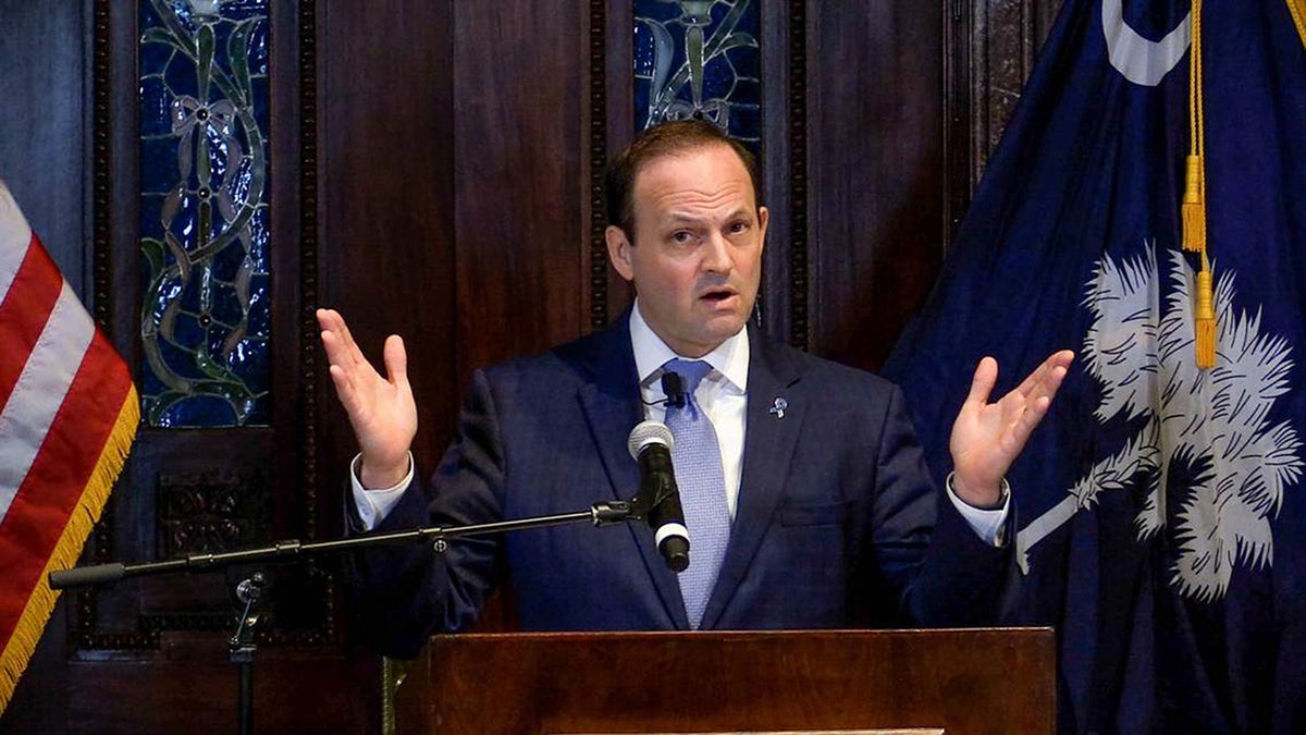 SC Ag Alan Wilson gives a speech