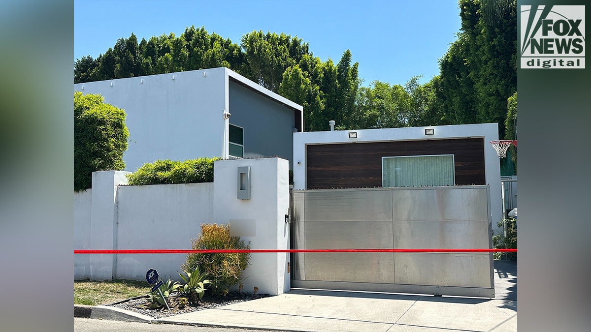 Kaye and her husband, Thomas Deluca, were found dead inside their Encino home after Los Angeles Police Department (LAPD) officers conducted a welfare check. Both were 70.