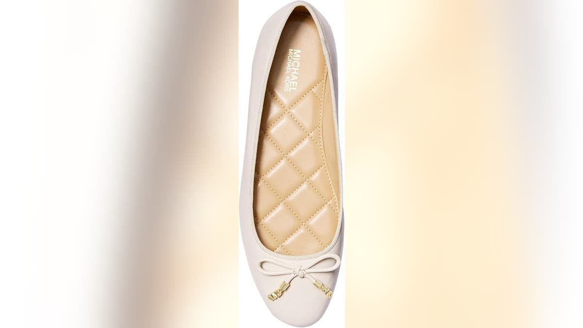 These elegant flats are stylish and comfortable.