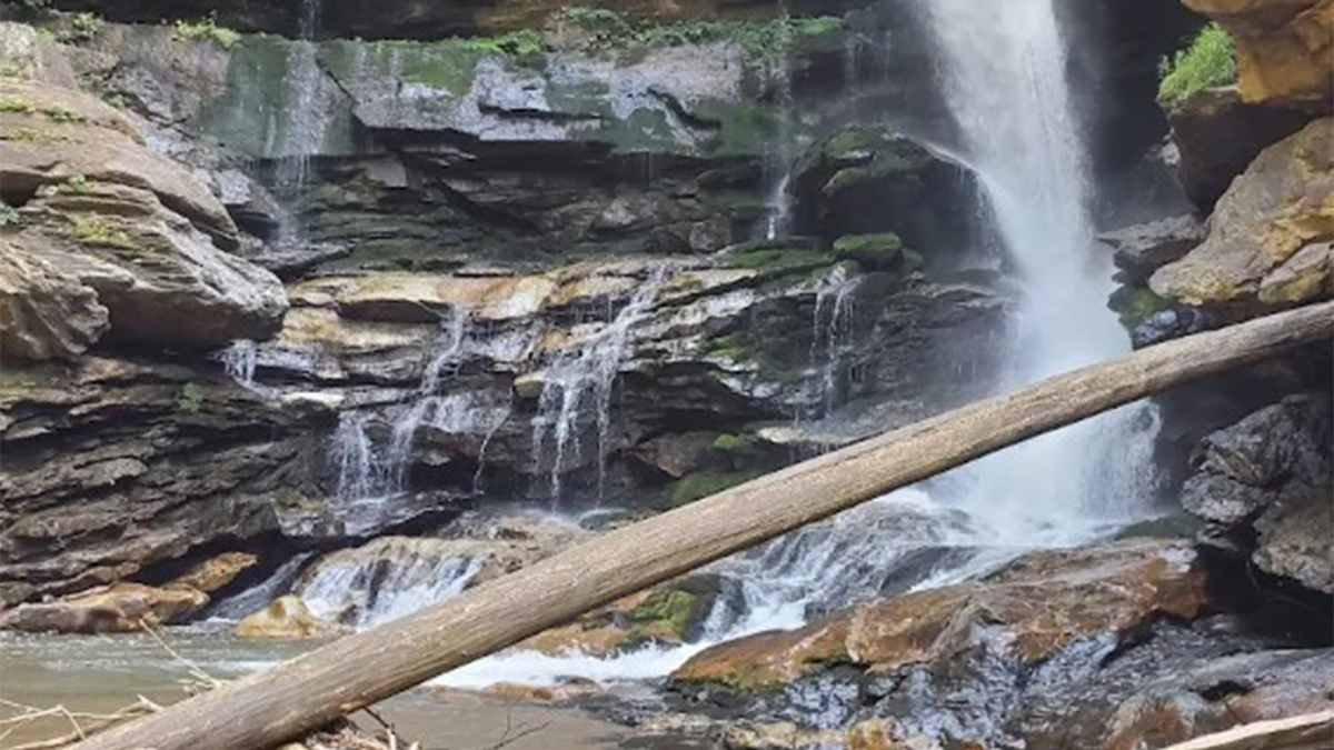 Big Bradley Falls in North Carolina