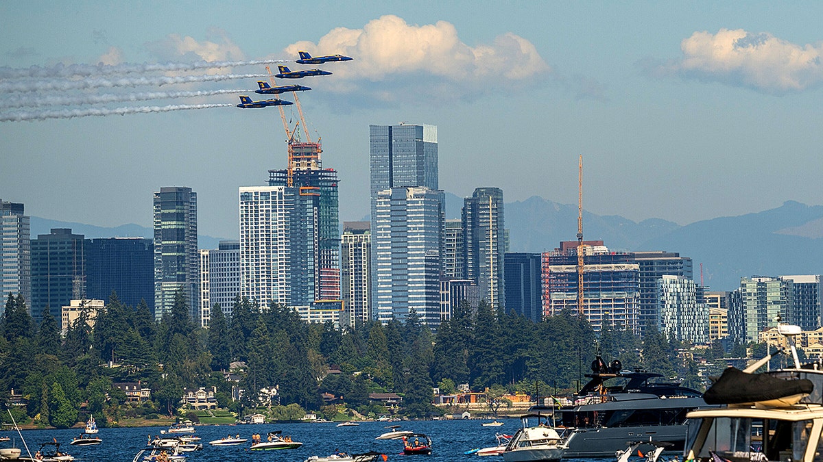 Blue Angels show Seattle