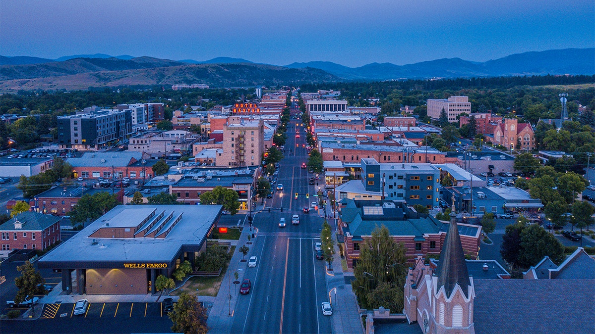Bozeman ao anoitecer