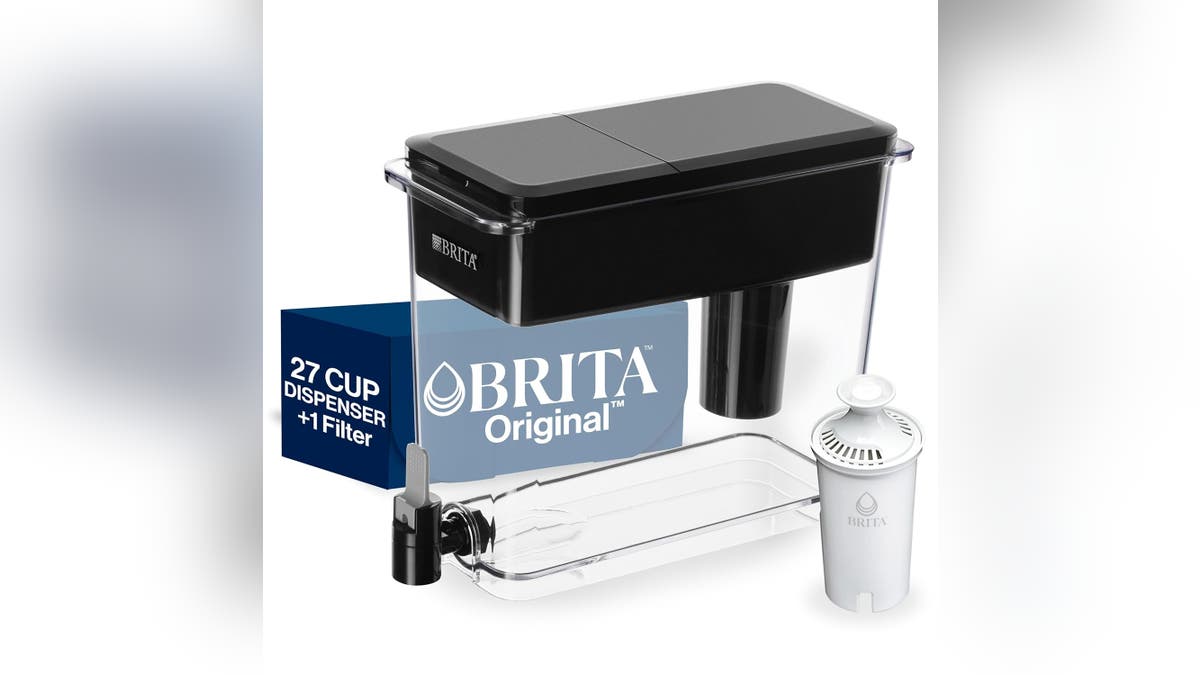 Have access to filtered water in your room with this dispenser.