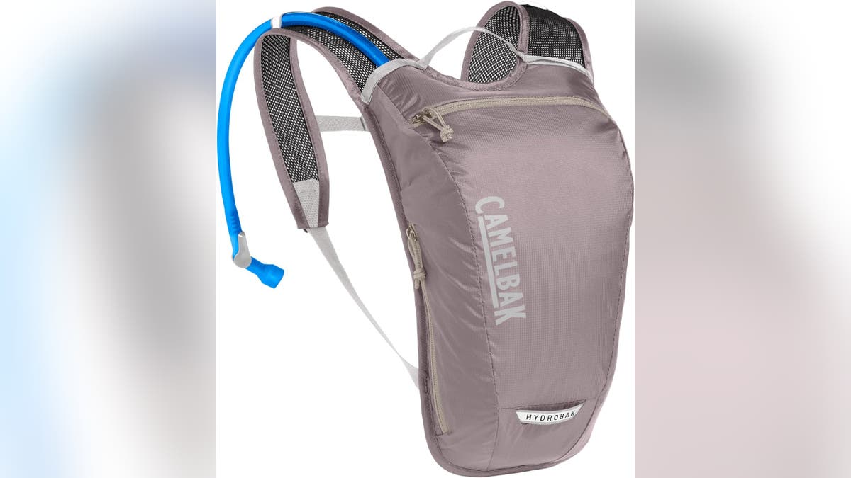 Hydrate on-the-go pinch a Camelbak.