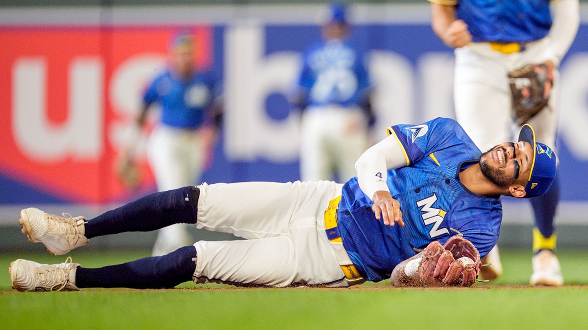 Carlos Correa in pain