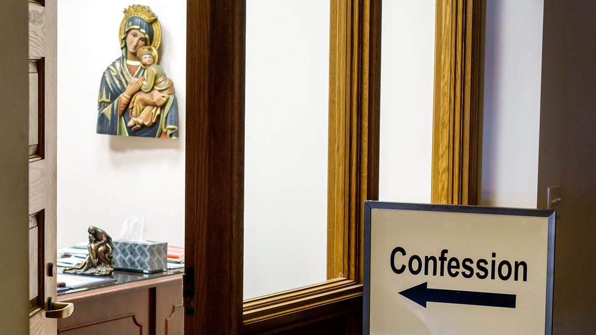 Confession sign