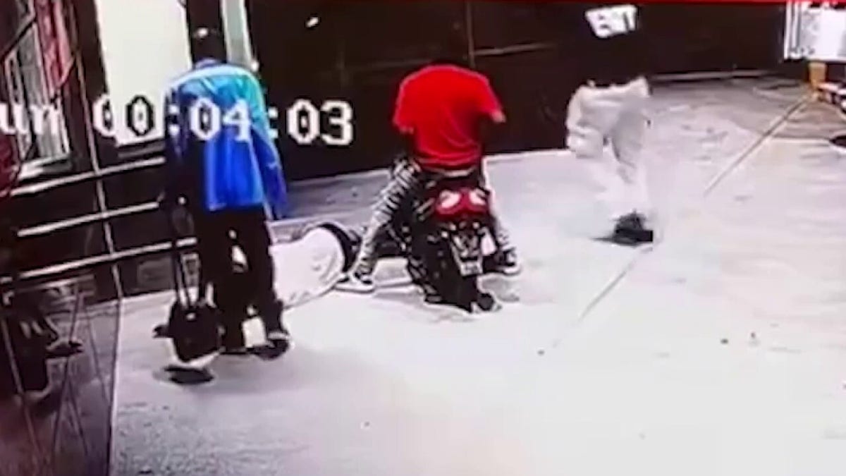 DHS moped video