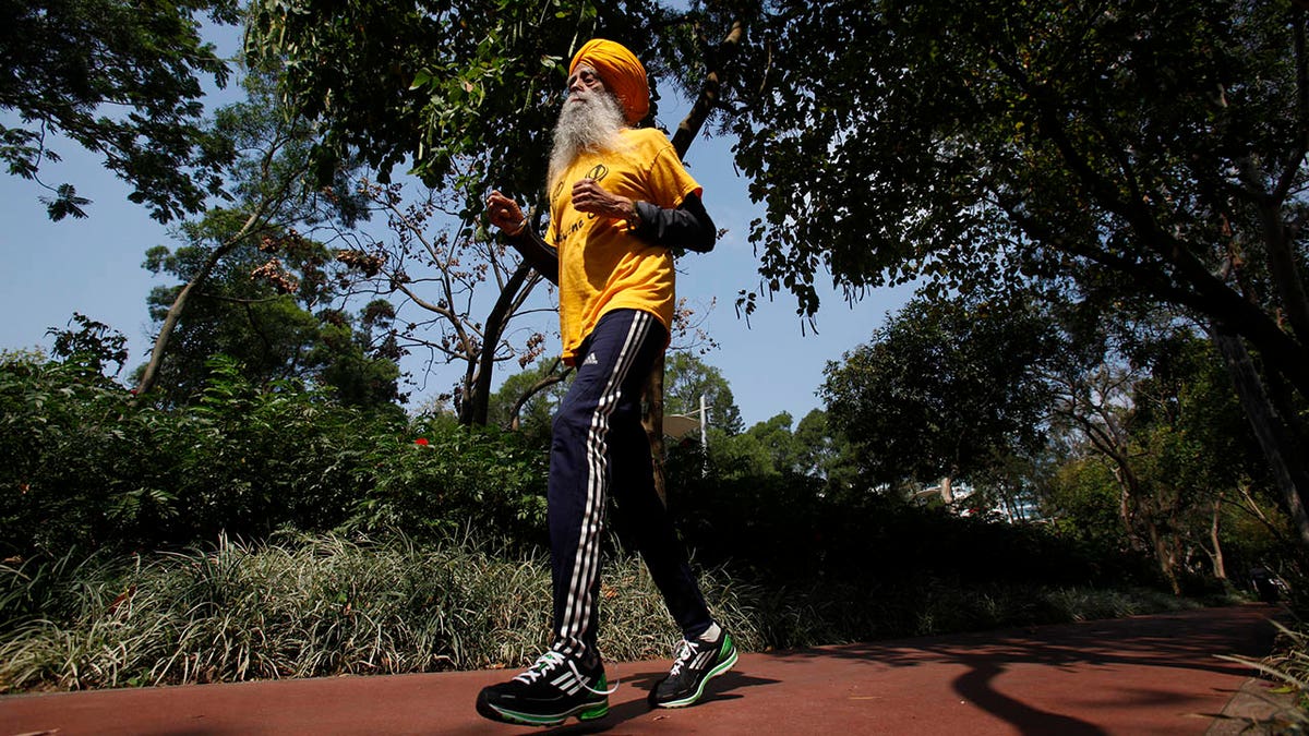 Fauja Singh running