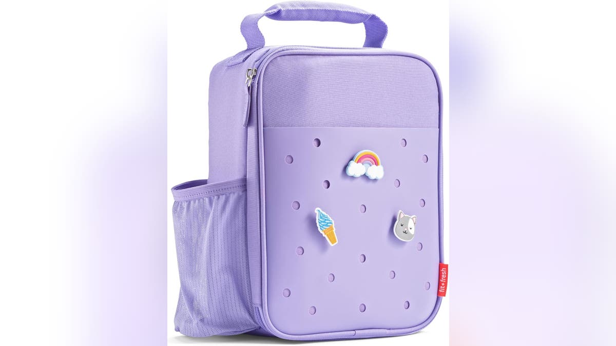 They'll love personalizing this lunch box.
