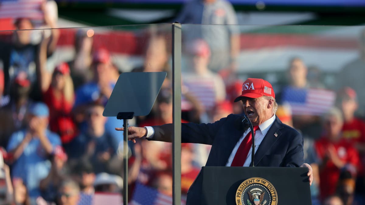 Trump berbicara tentang acara Atamerica250 di Iowa