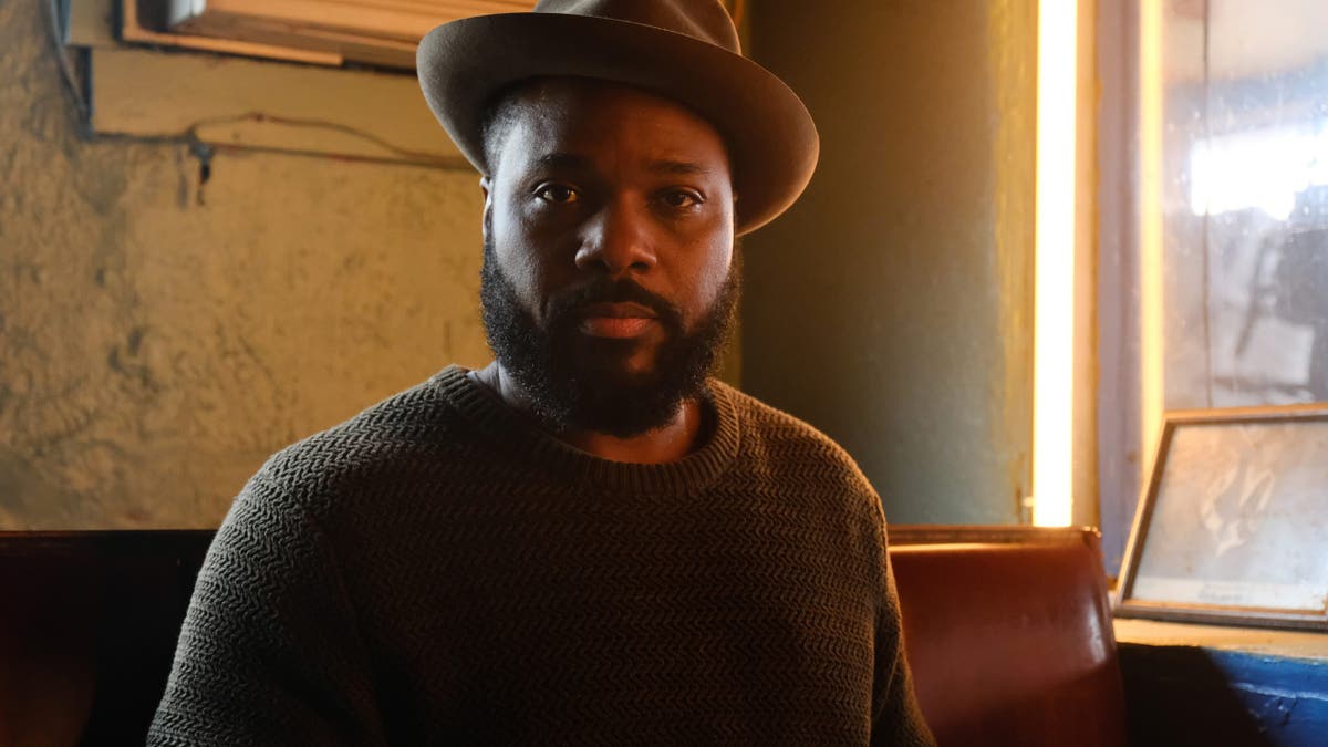 Malcolm Jamal Warner in the resident