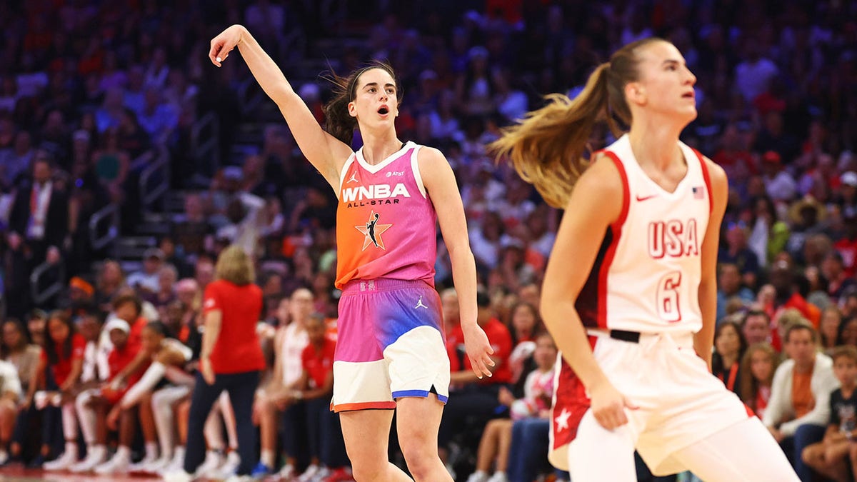 Caitlin Clark and Sabrina Ionescu