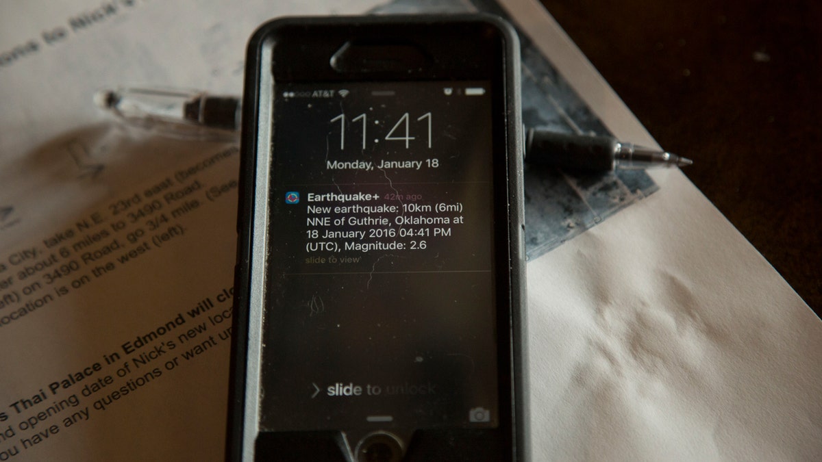 Your phone predicts an earthquake
