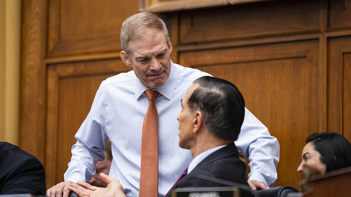 Jim Jordan, Darrell Issa