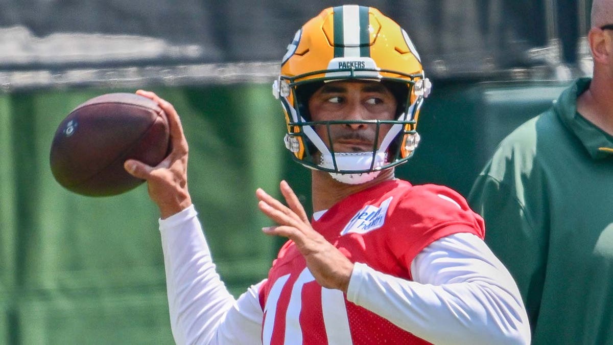 Jordan Love at minicamp